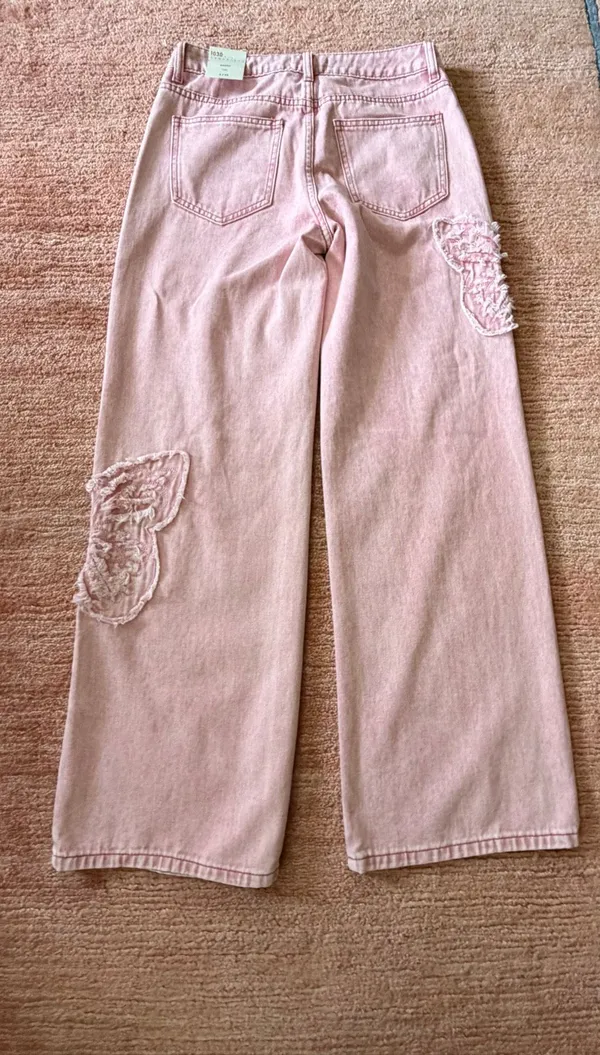 1030 Tenthirty Pink Baggy Wide Leg Jeans XS Butterfly Applique NWT - Image 6