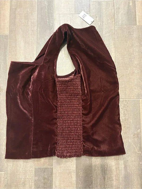 Gap velvet Tank top large Burgundy square neck, smocked sides holiday party NWT - Image 5
