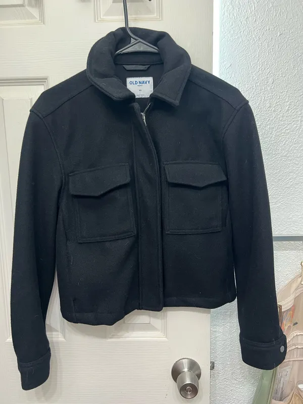 Old navy black jacket - Image 2