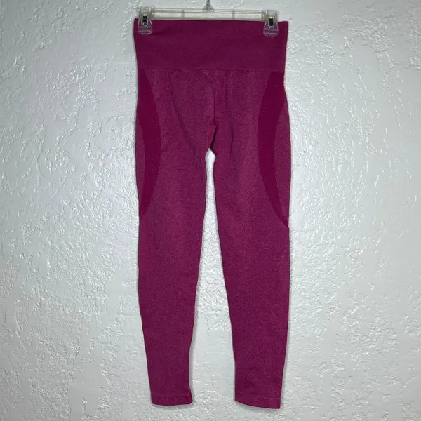 NVGTN Women's Maroon Pink Curve Seamless High Waisted Leggings‎ Size Medium - Image 2