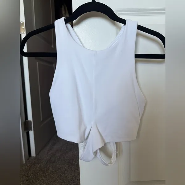 Athleta Conscious Cut Out Crop Top Crossover Sports Bra D-DD Cups in White - Image 3