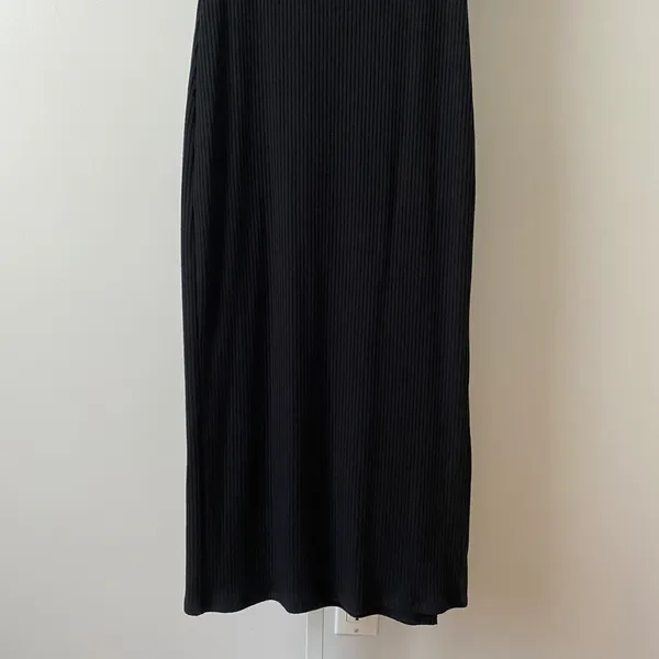 REVIR Ribbed Office Siren Clean Minimalist Deep Scoop Neck Midi Dress S Black - Image 3