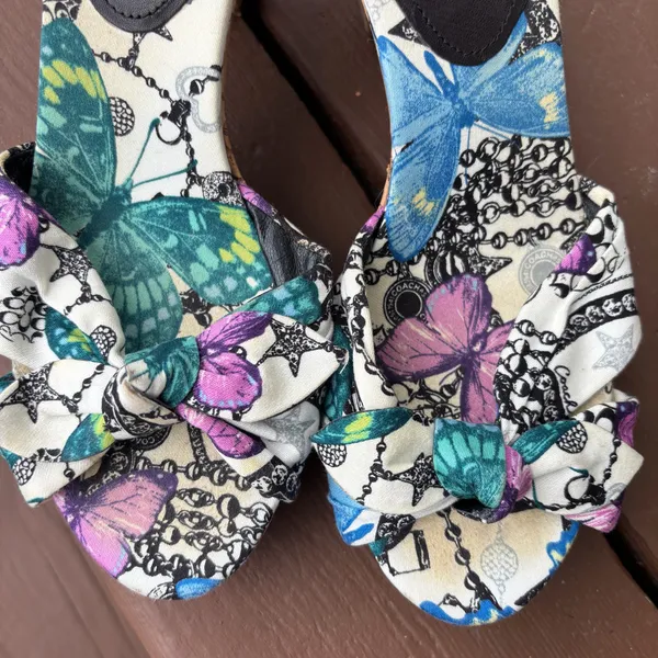 Vintage Coach butterfly-print sandals - Image 4