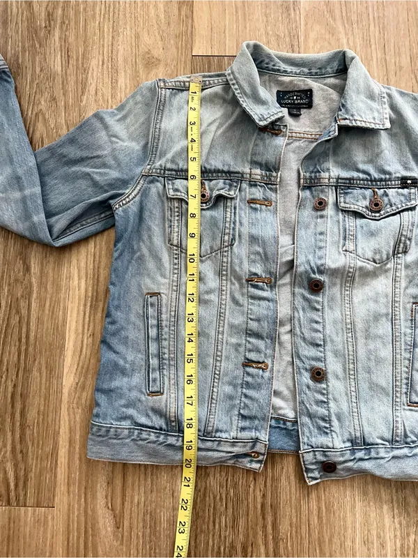 Lucky Brand Light Blue Denim Jacket with Chest Pockets - Image 3
