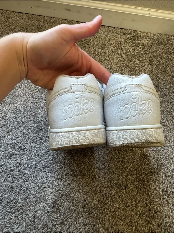 Nike Ebernon Low Women’s Sneakers - Image 2