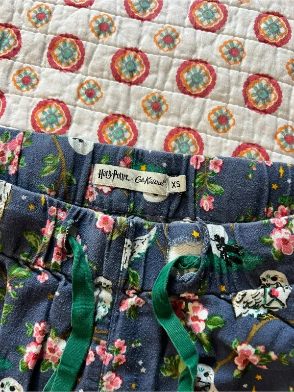 Cath Kidston x Harry Potter Pajama Pants Whimsical Size XS - Image 3