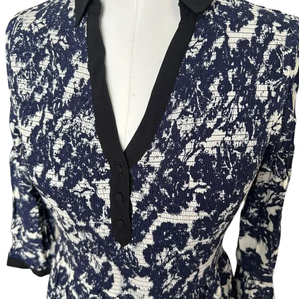 Anthropologie Edme & Esyllte Sketchbook Shirt Dress Blue White Smocked size 6 - Image 8