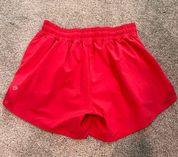 Lululemon Hotty Hot 4" Shorts - Image 2