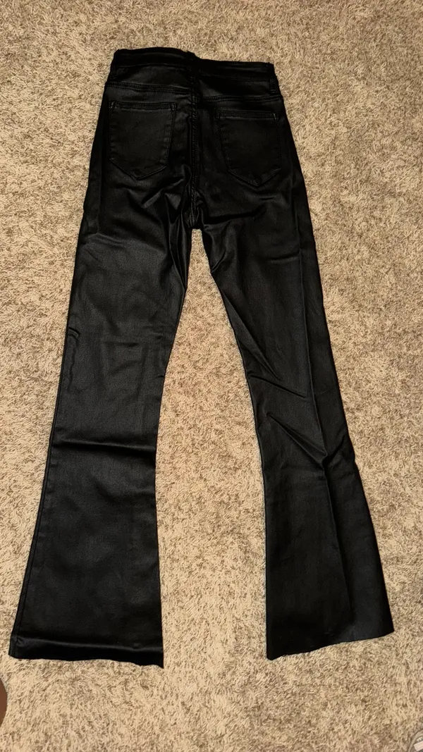Edikted Pants Leather Flare - Image 4