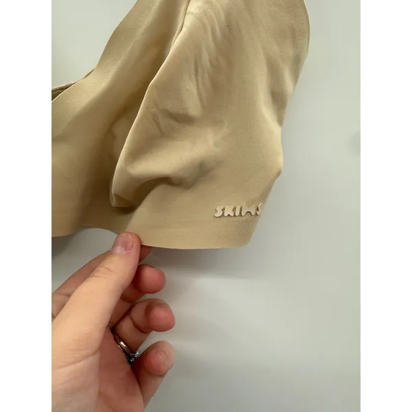 SKIMS Fits‎ Everybody Plunge Bra Womens S Sand Beige Wireless Seamless Comfort - Image 2