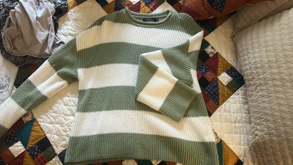 Green and white striped oversized sweater - Image 2