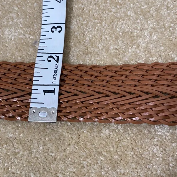 Women’s Belt Tan Woven Medium with Silver Buckle Size S NWT - Image 4