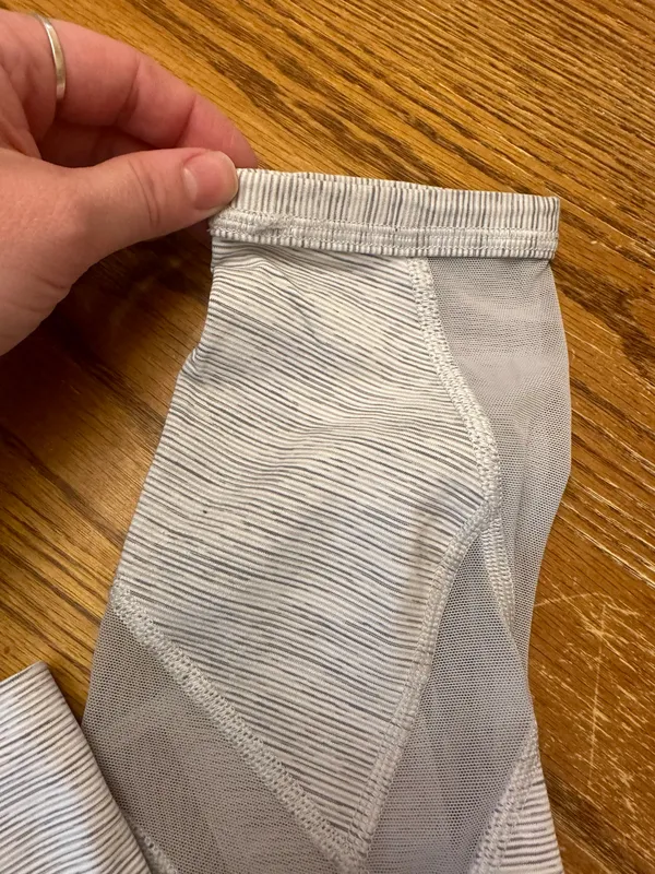 Lululemon White And Gray Mesh Leggings - Image 3