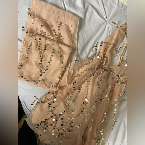 Sequin Cream and White Dress Gold - Image 2