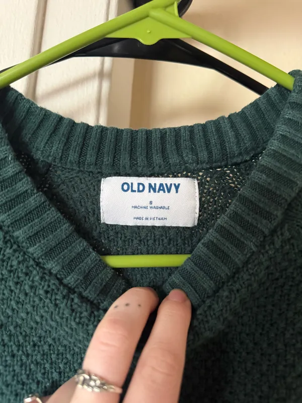 Old Navy Sweater - Image 3
