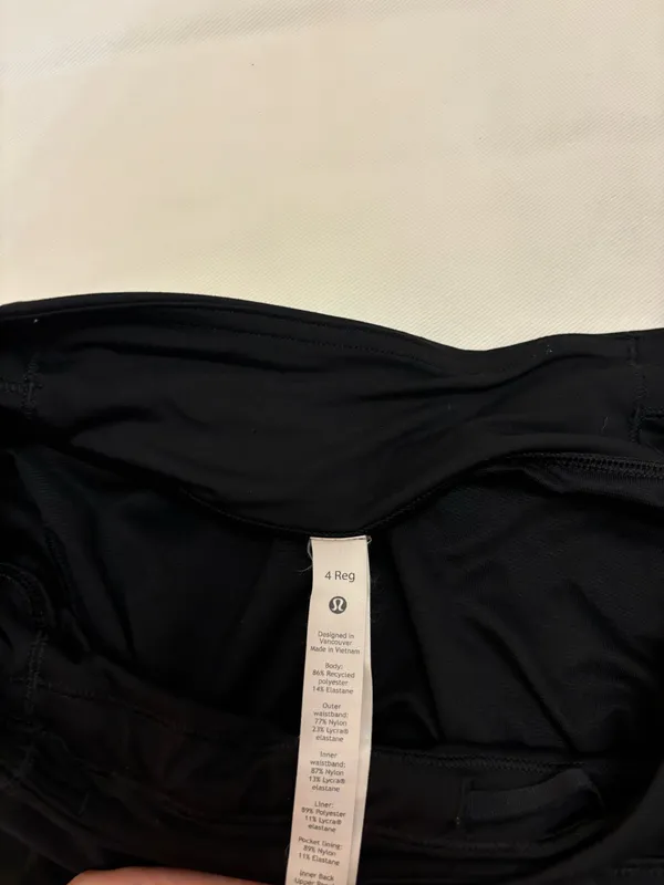 Lululemon Speed Up Shorts 2.5" - Image 5