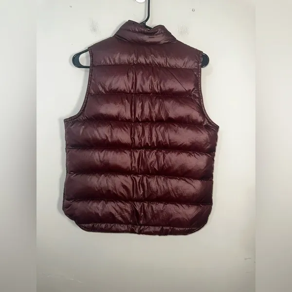 J.Crew Shiny Down‎ Puffer Vest Burgundy Maroon EUC SIZE S - Image 4