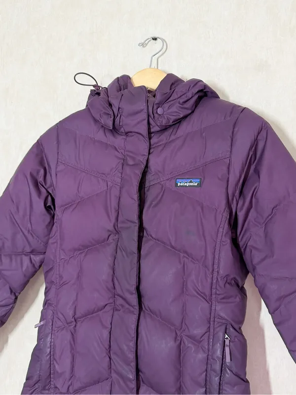 Patagonia Women’s Down With It Jacket Hooded in Deep Plum XS - Image 2