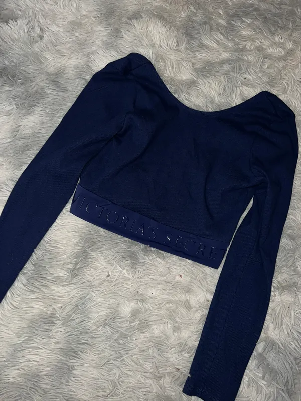 Victoria Secret Long Sleeve - Image 10
