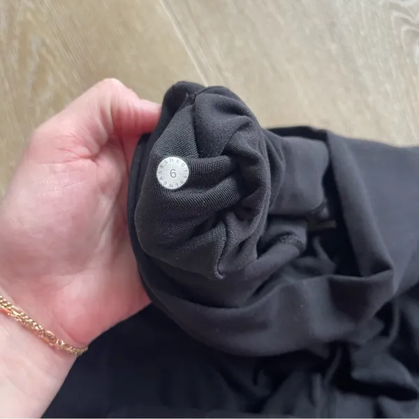 Lululemon Leggings - Image 4