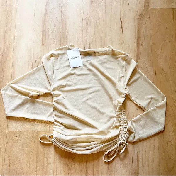 NWT Forever 21 Tan sheer ruched side tie Adjustable crop top Shirt Sz Med - Image 4