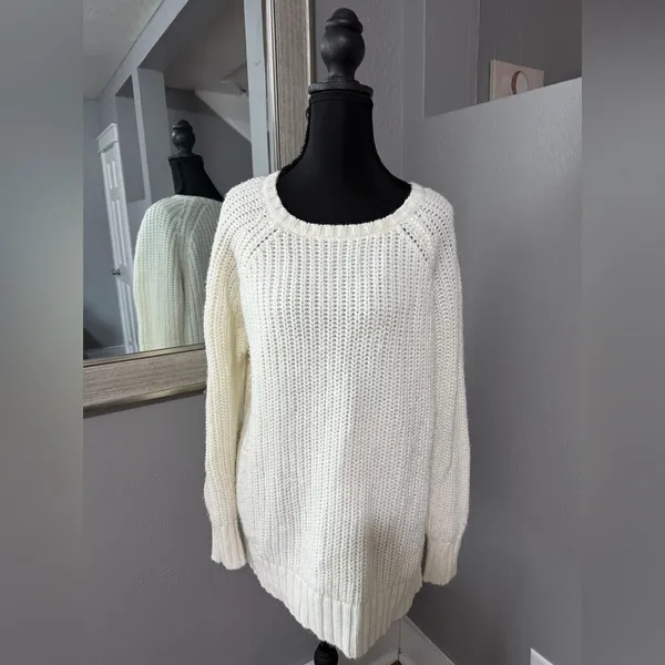 American Eagle Jegging Sweater Ivory Sparkle Knit Scoop Neck Large. - Image 2