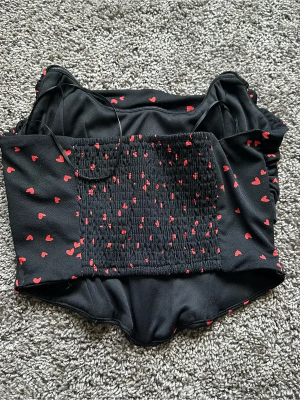 Blue Blush Black Crop Top with Red Heart Print - Image 5