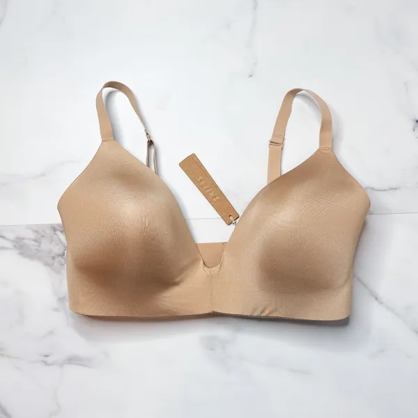 NWT Skims Wireless Form T-Shirt Bra - Image 2