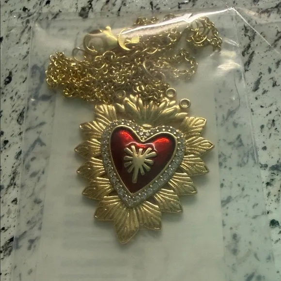 NEW Gold Plated Sacred Heart Rhinestone Sunburst Statement Necklace Valentine - Image 5