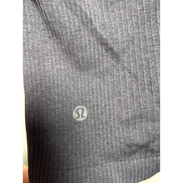 Lululemon Ebb to Street Short Sleeve T shirt Size 8 - Image 4