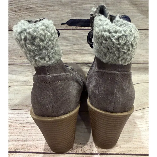 SM New York Women's Frenzy Boots Wedge Heel Brown Suede like Size 6 - Image 9