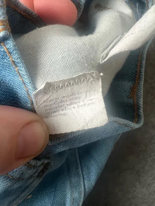 Levis Woman‎ Size 32 Light Blue Vintage Western Denim high hire Jeans - Image 2