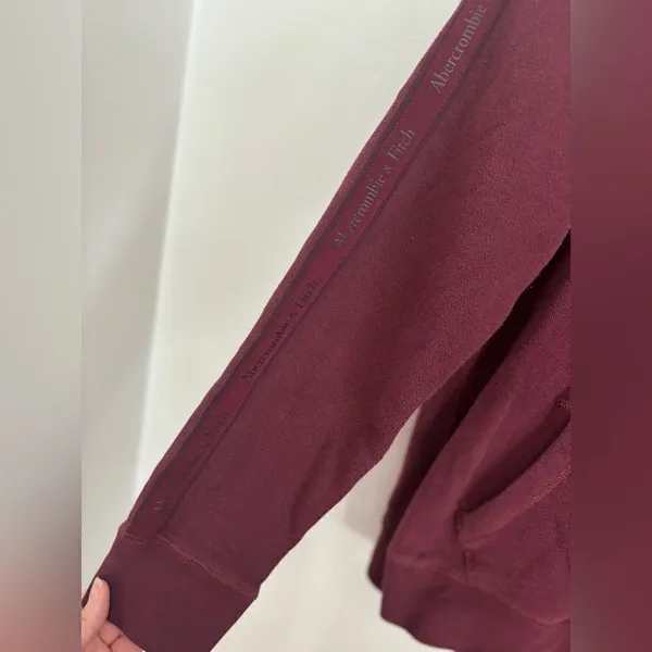 Abercrombie & Fitch Soft A&F Fleece Hoodie Size XS - Image 4