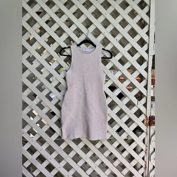 ❤️Aritzia Babaton sculpt knit mini dress - Image 2