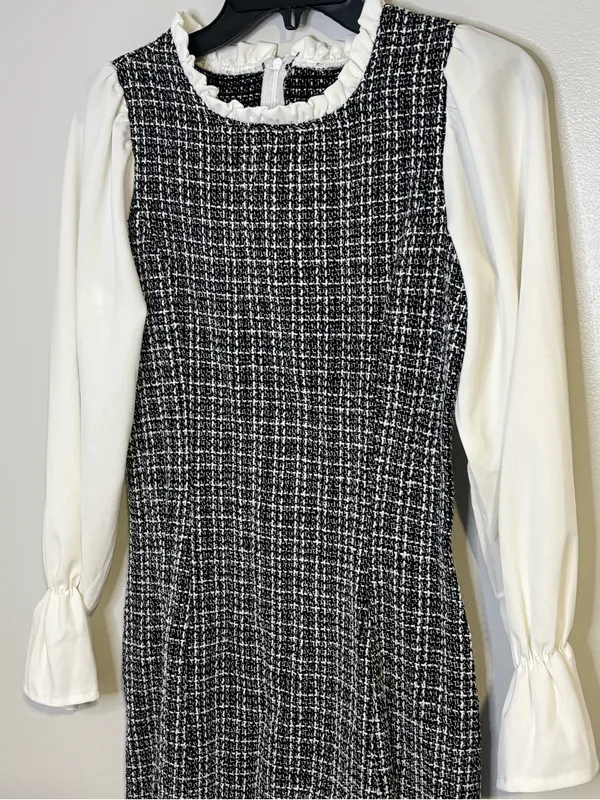 White Sleeve Black Tweed Shift Dress - Image 3