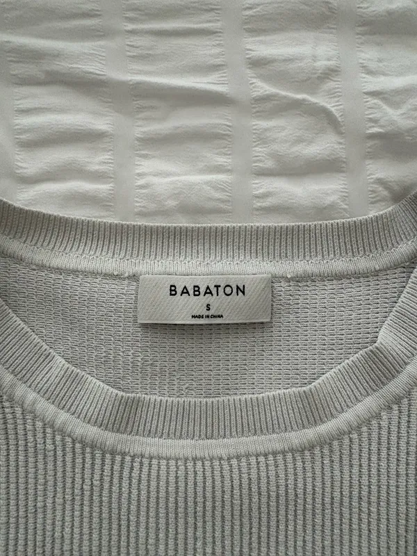 Aritzia Top Babaton - Image 3