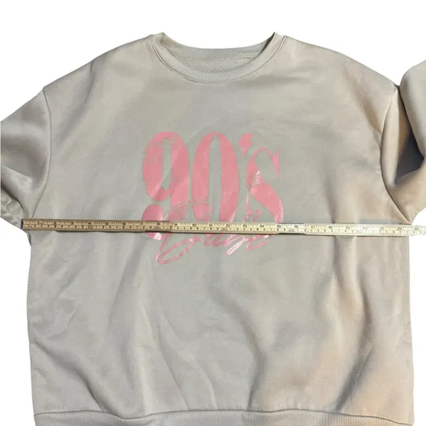 SheIn 90’s Babe Graphic Sweatshirt Beige‎ Pink Retro Pullover Sz L Y2K Cozy Oversized - Image 3