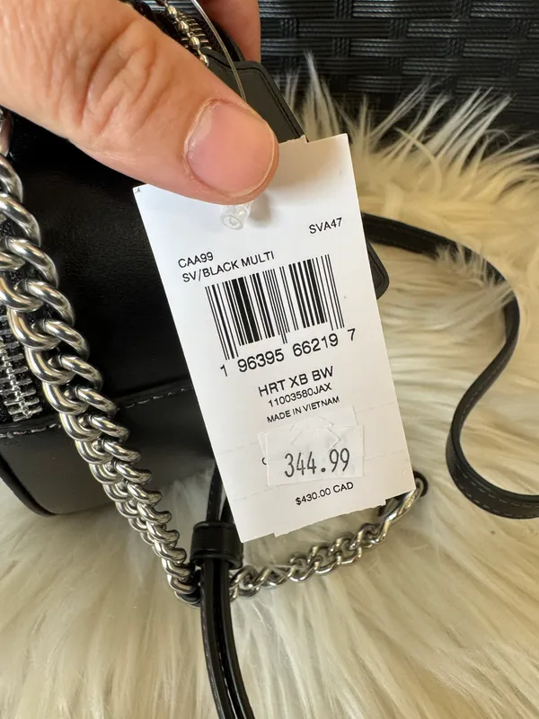 Heart Crossbody Bag With Bow Print - Image 5