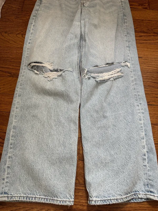 NWOT American Eagle Strigid Ripped High Waisted Stovepipe Jeans - Image 8