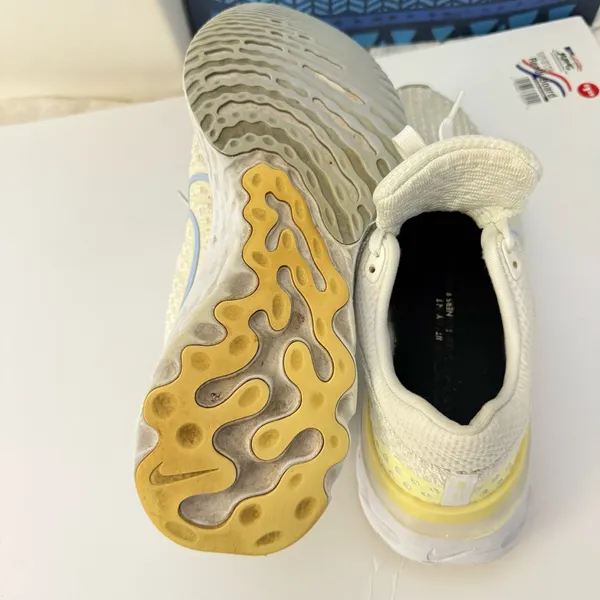 Nike React Infinity Run Flyknit 3. Shoes - Image 6