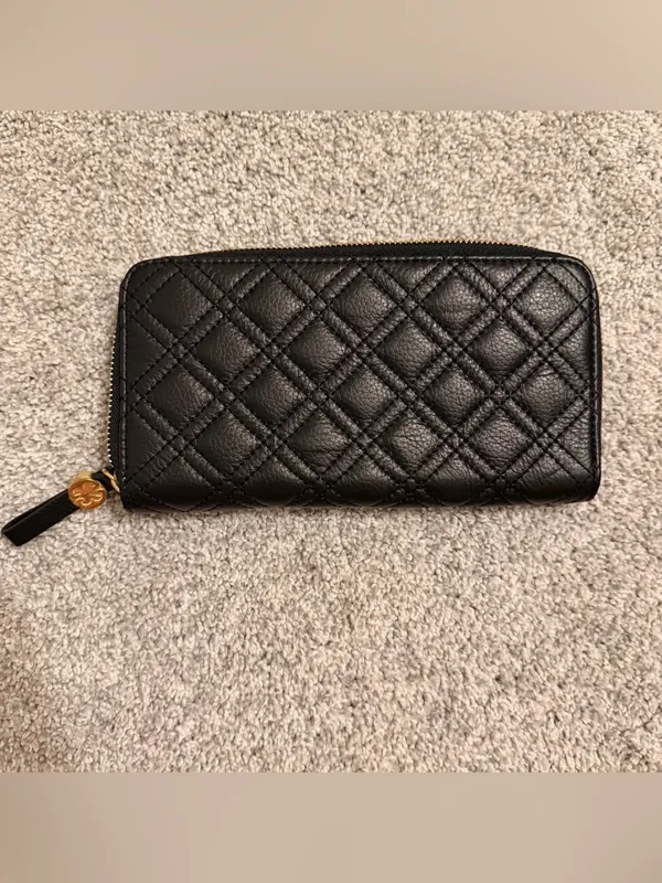 Black Quilted Leather Zip Wallet with Gold Fox Accent - Image 2