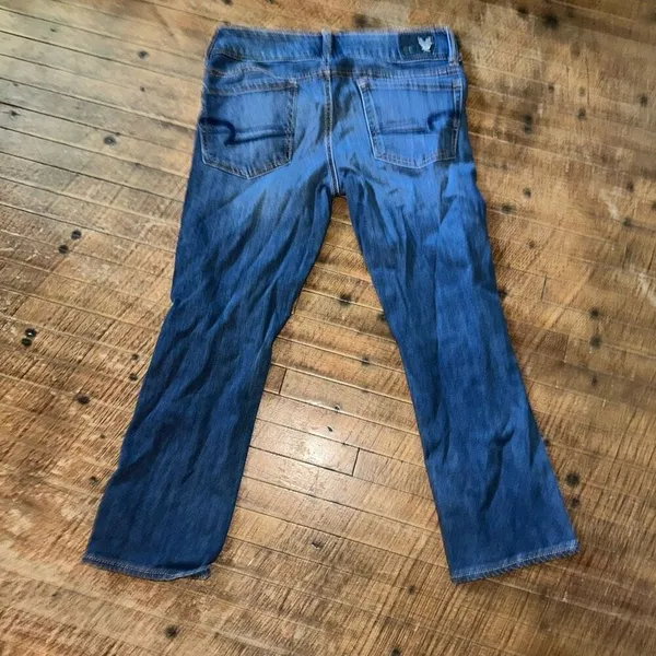 American Eagle distressed basic Artist crop size 6 jeans - Image 6