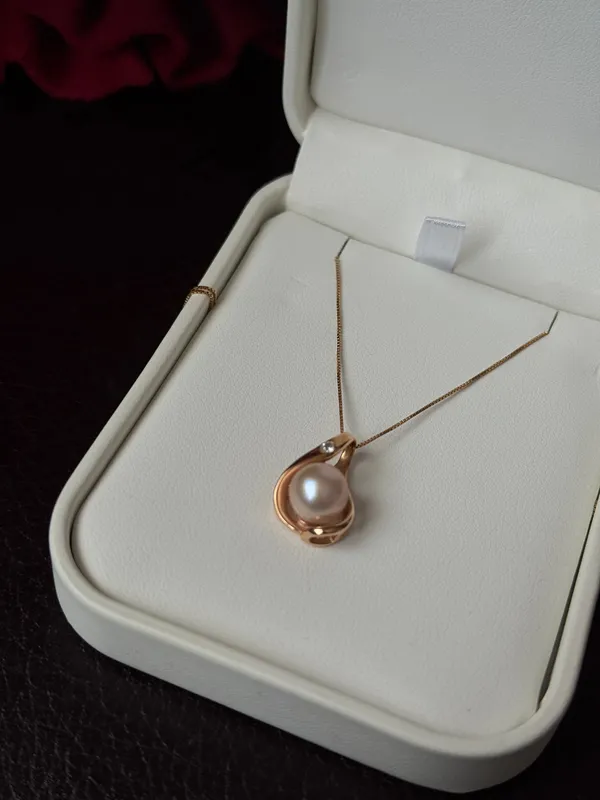 Na Hoku Rose Gold Pearl Pendant Necklace pre used - Image 8