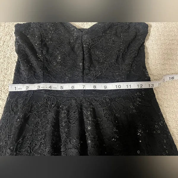 WinDSOr Sweet And Flirty Sequin Lace Skater Dress - Image 7