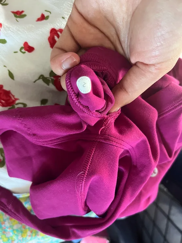 Lululemon Align Tank Top Womens 2 Magenta Sports Bra Tank Pilates Gym Travel - Image 5