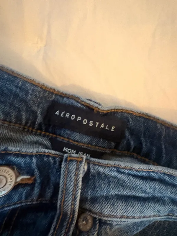Aeropostale Jeans - Image 3