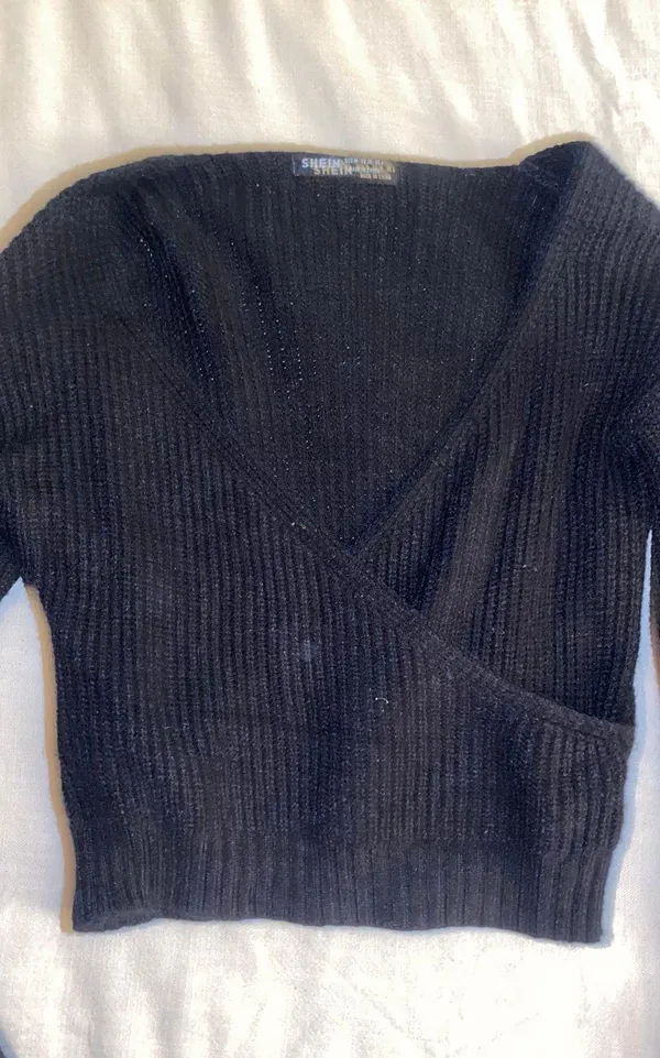 Cropped Black Sweater - Image 2