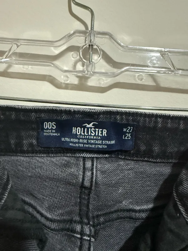 Hollister Jeans - Image 3