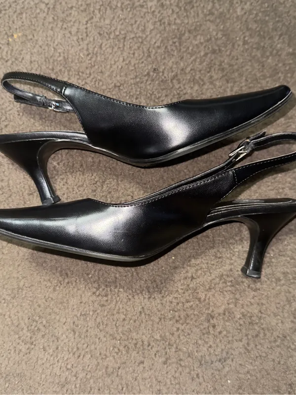 Donna Lawrence "Classy" Black Slingback Kitten Heels Size 7.5 - Image 3