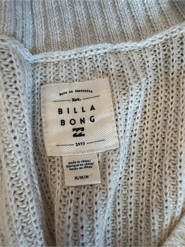 Billabong Oatmeal Chunky Knit Faux Wrap Sweater M - Image 2